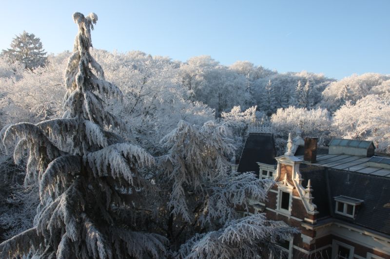 De Refter in december 2007. (Eigen foto genomen, vanaf dak waar ik astrofoto's maakte.)